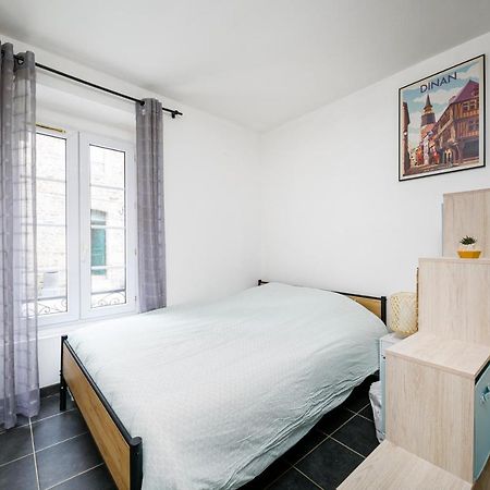 Agréable T1 situé au centre historique de Dinan Extérieur photo